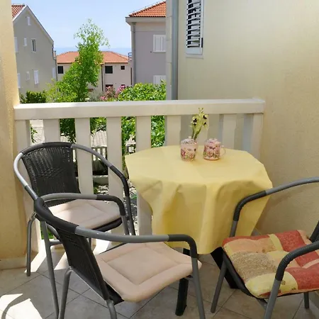 Apartments Ivica Makarska Exterior photo