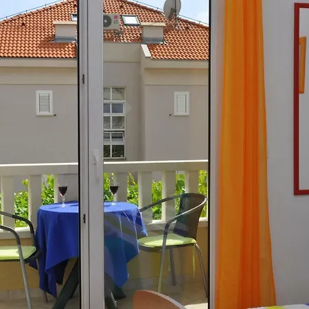 Apartments Ivica Makarska Exterior photo