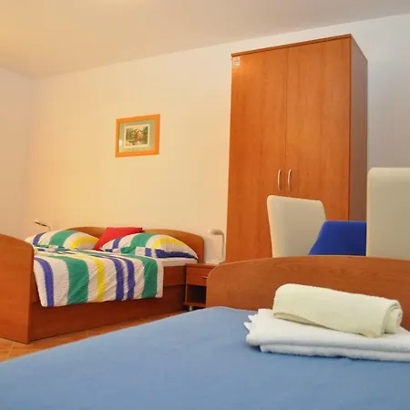 Apartments Ivica Makarska Exterior photo