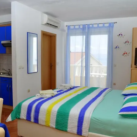 Apartments Ivica Makarska Exterior photo