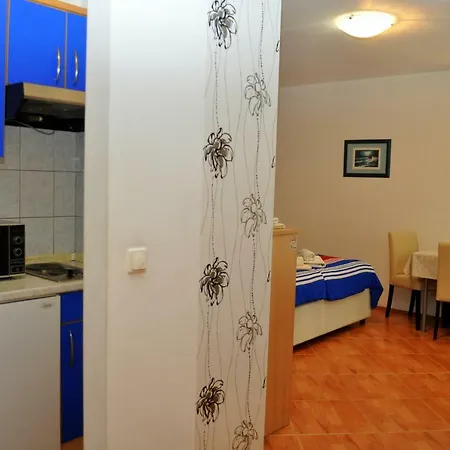 Apartments Ivica Makarska Exterior photo