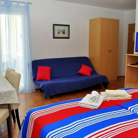 Apartments Ivica Makarska Exterior photo