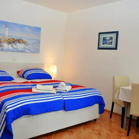 Apartments Ivica Makarska Exterior photo