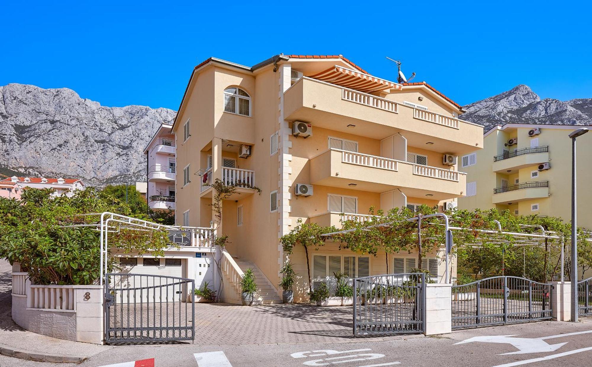 Apartament Ivica